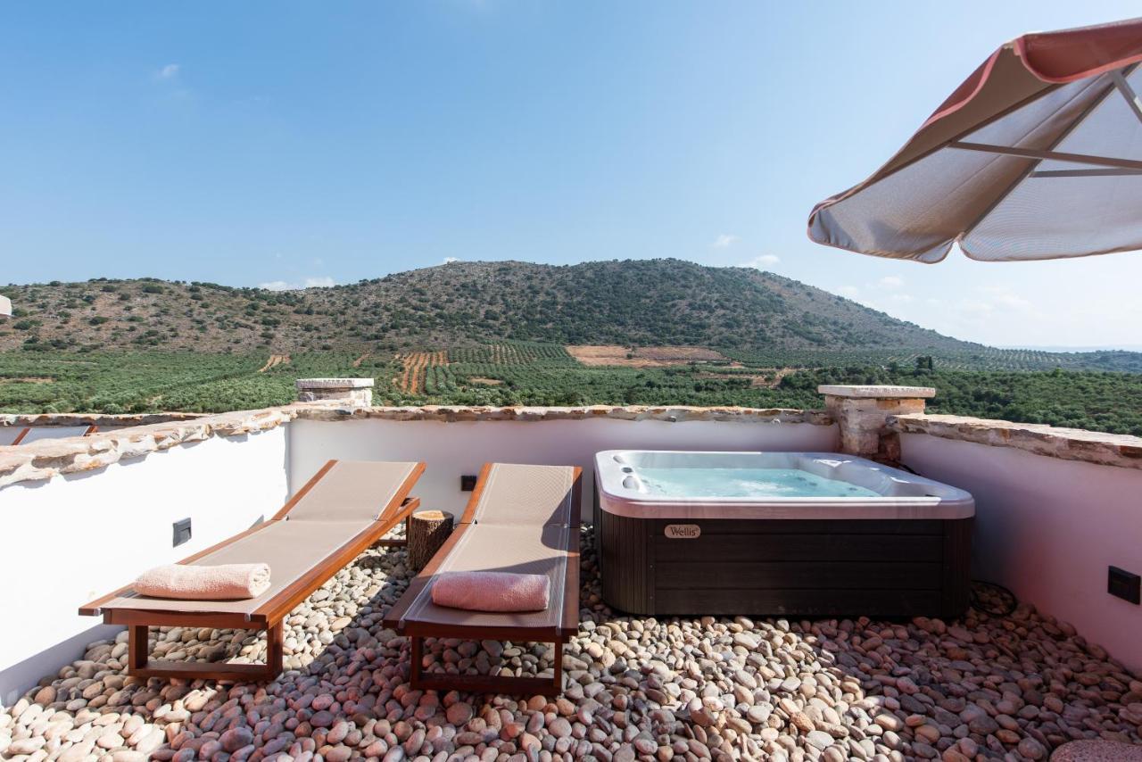 Lameriana Luxury Village Akhladhés Exterior foto